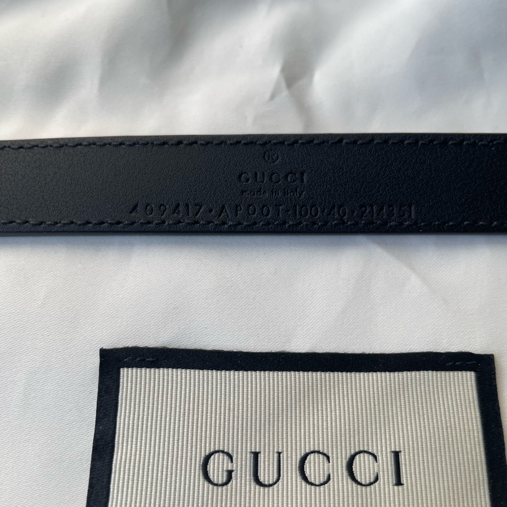 GUCCI GG Skinny Belt - Picture 7 of 10